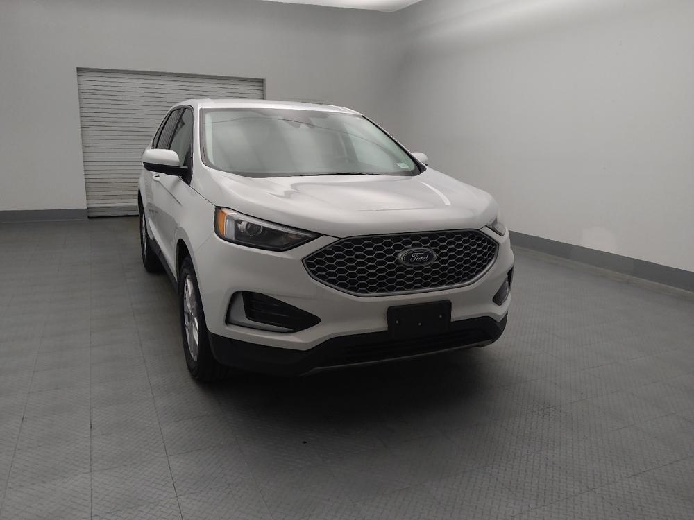 used 2023 Ford Edge car, priced at $26,295