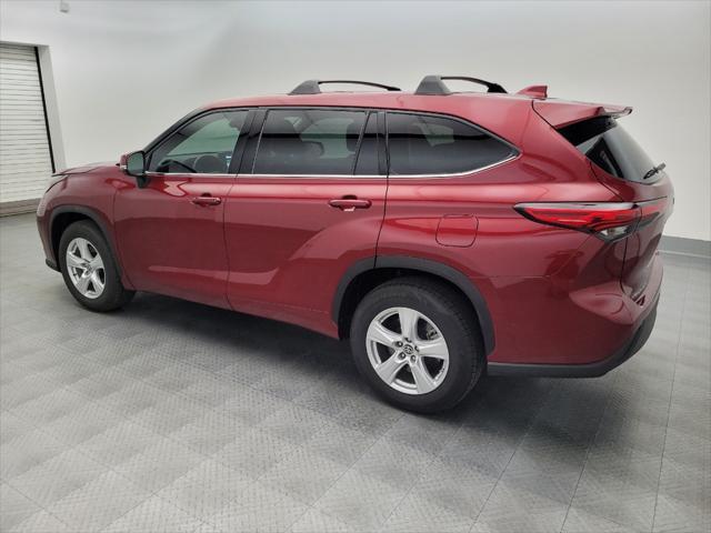 used 2020 Toyota Highlander car, priced at $26,795