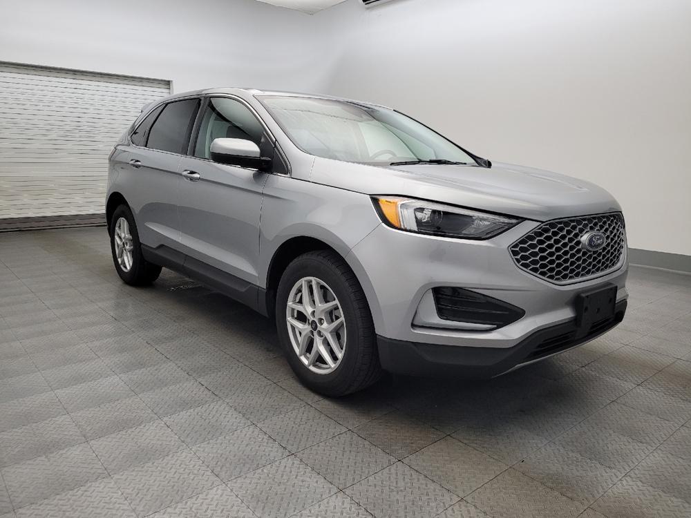 used 2024 Ford Edge car, priced at $24,895