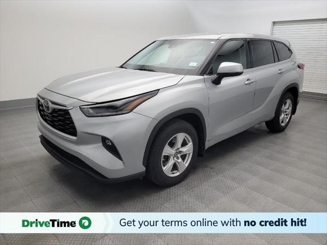 used 2021 Toyota Highlander car, priced at $25,795