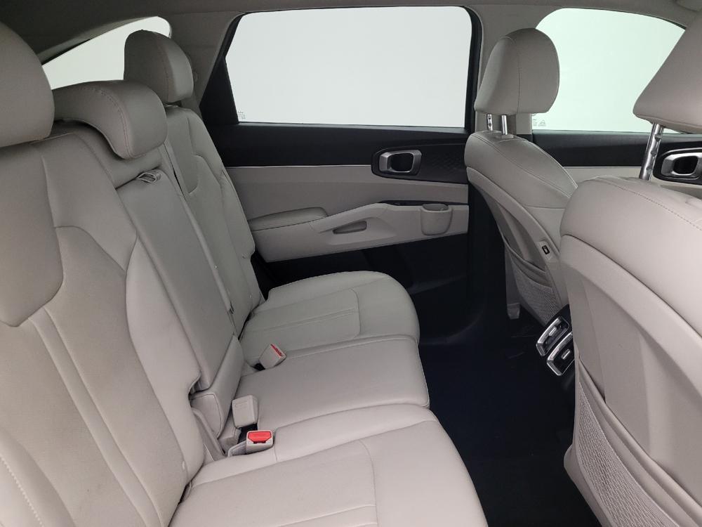 used 2022 Kia Sorento car, priced at $21,295