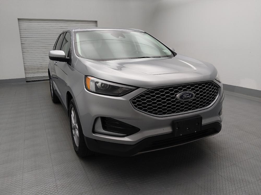 used 2024 Ford Edge car, priced at $24,395