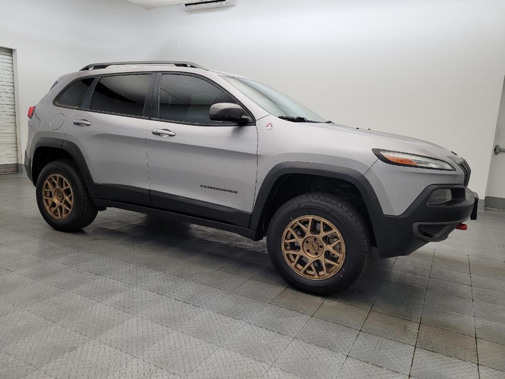 used 2018 Jeep Cherokee car, priced at $18,395