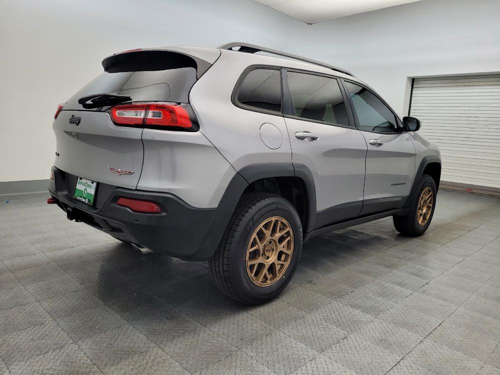 used 2018 Jeep Cherokee car, priced at $18,395