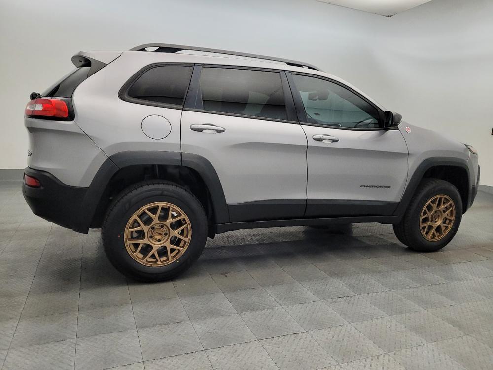 used 2018 Jeep Cherokee car, priced at $18,395