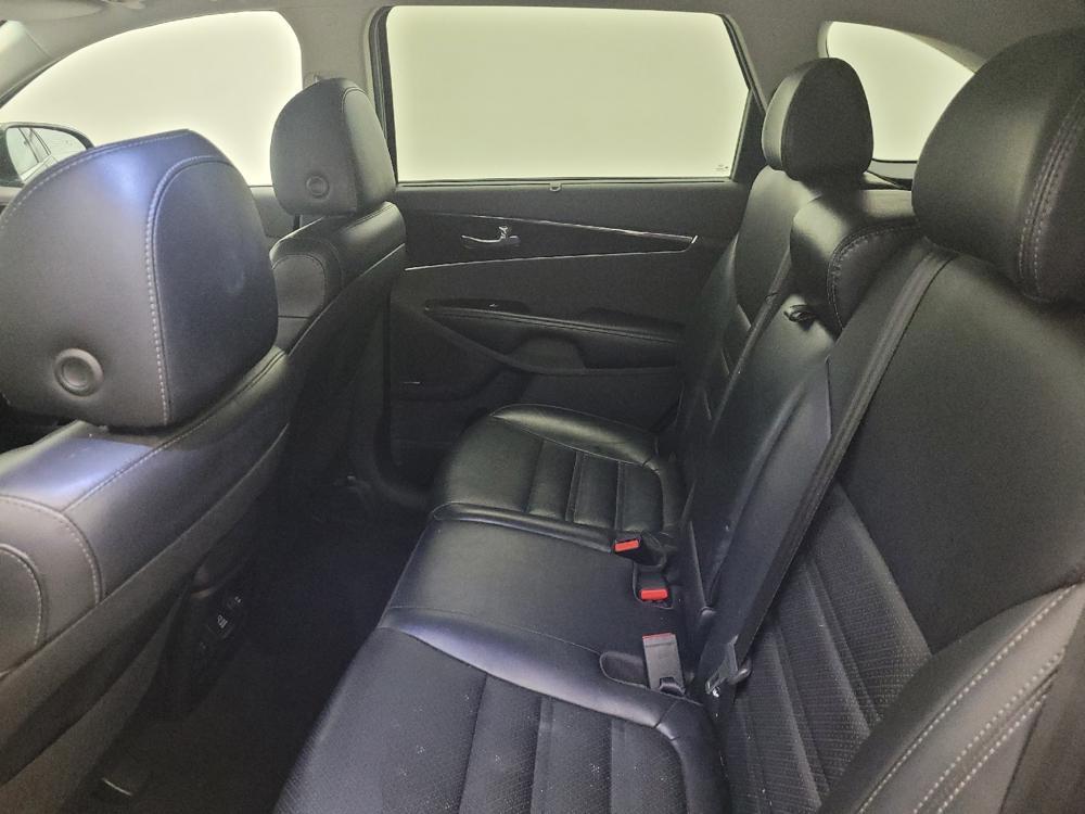 used 2019 Kia Sorento car, priced at $17,195