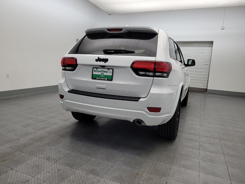 used 2022 Jeep Grand Cherokee car, priced at $23,695