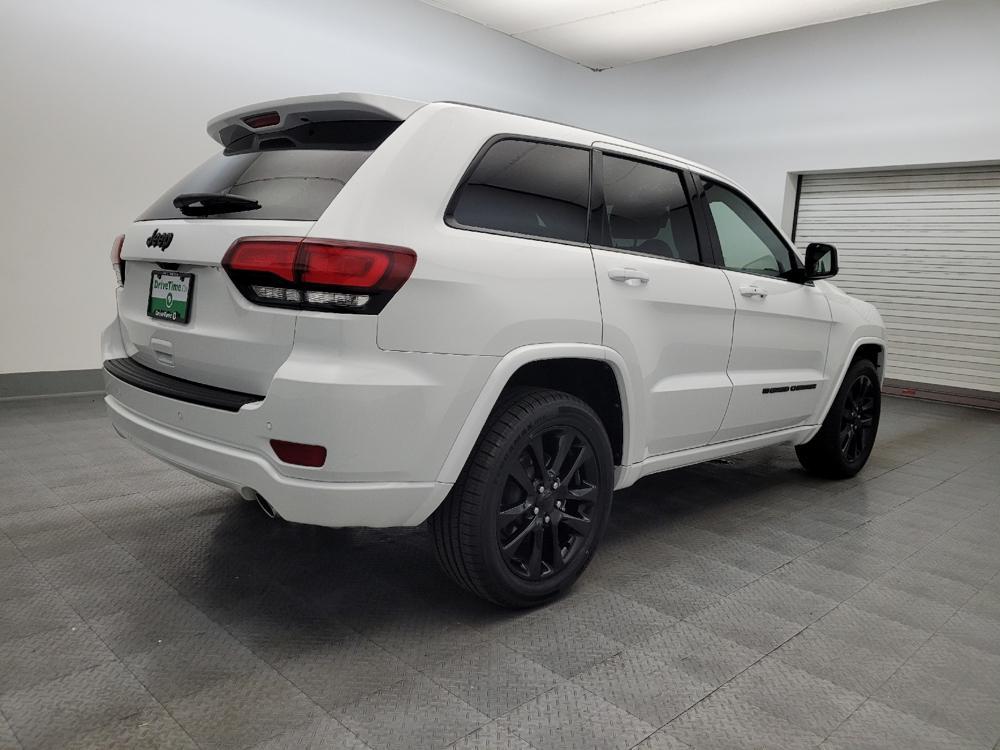 used 2022 Jeep Grand Cherokee car, priced at $23,695