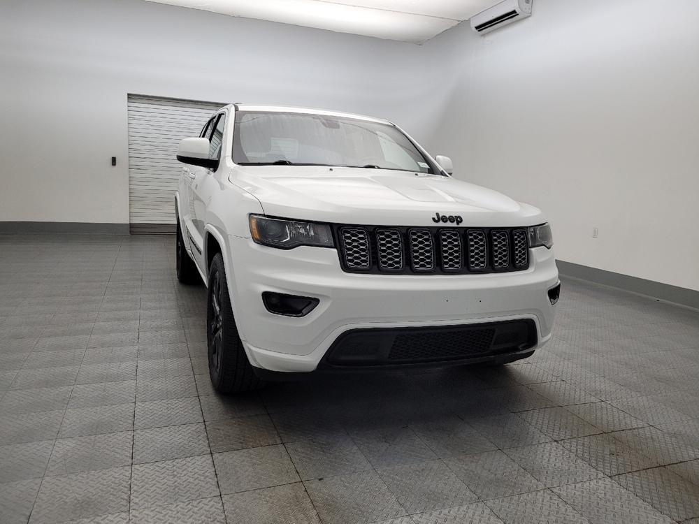 used 2022 Jeep Grand Cherokee car, priced at $23,695