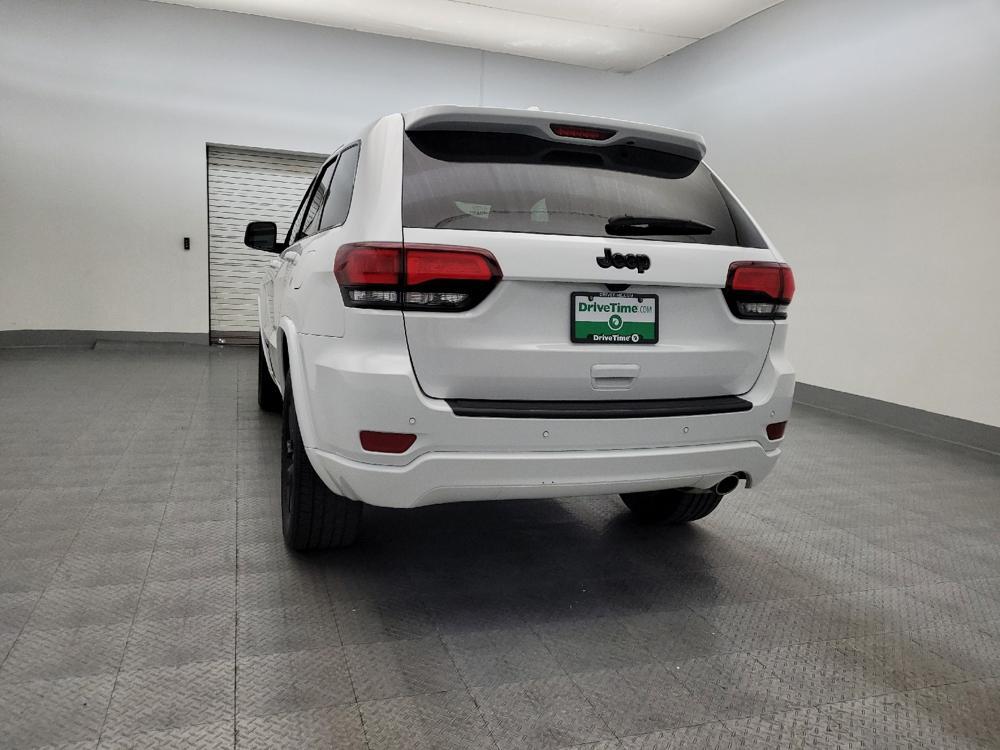 used 2022 Jeep Grand Cherokee car, priced at $23,695
