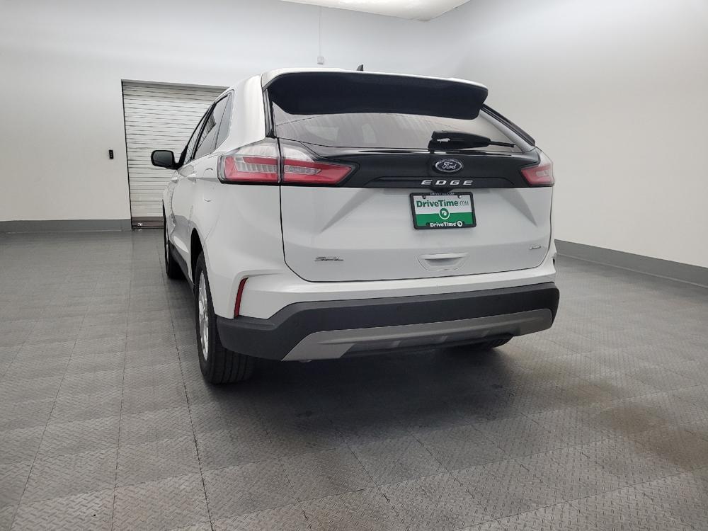 used 2024 Ford Edge car, priced at $25,995