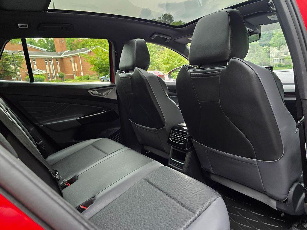 used 2024 Volkswagen ID.4 car, priced at $26,995
