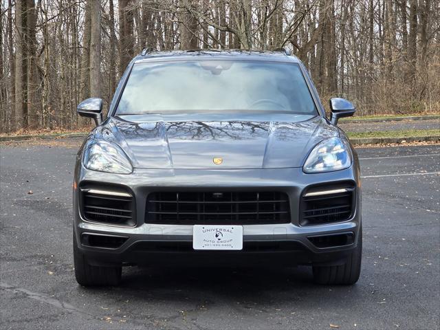 used 2021 Porsche Cayenne E-Hybrid car, priced at $54,995