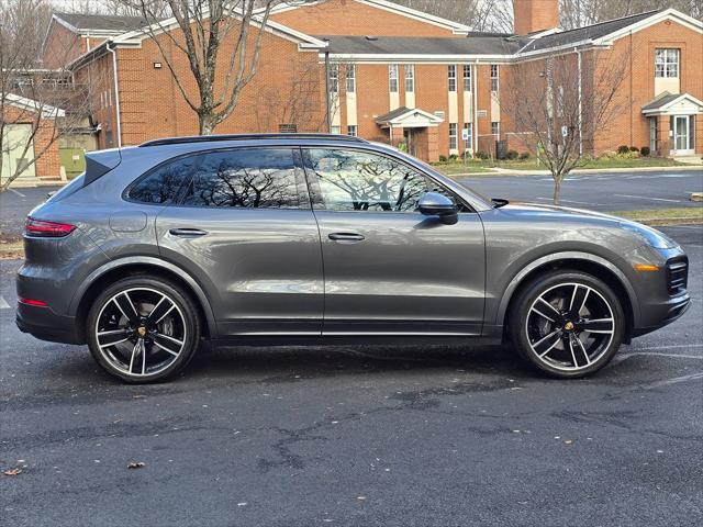 used 2021 Porsche Cayenne E-Hybrid car, priced at $54,995