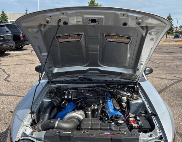 used 2001 Ford Mustang car