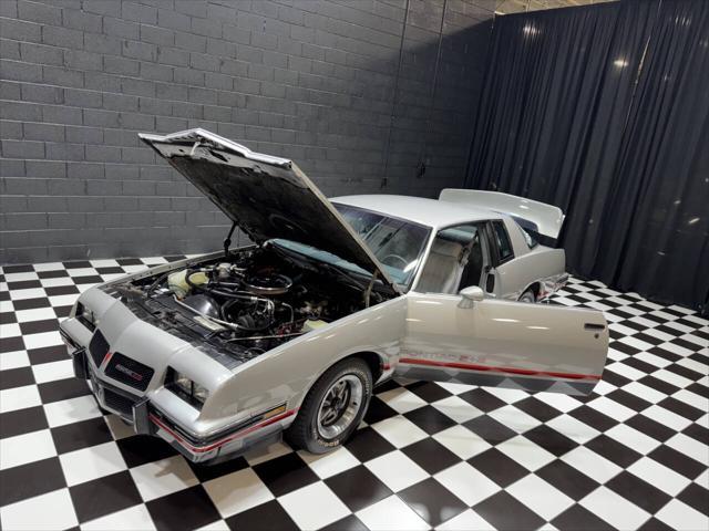 used 1986 Pontiac Grand Prix car, priced at $22,998
