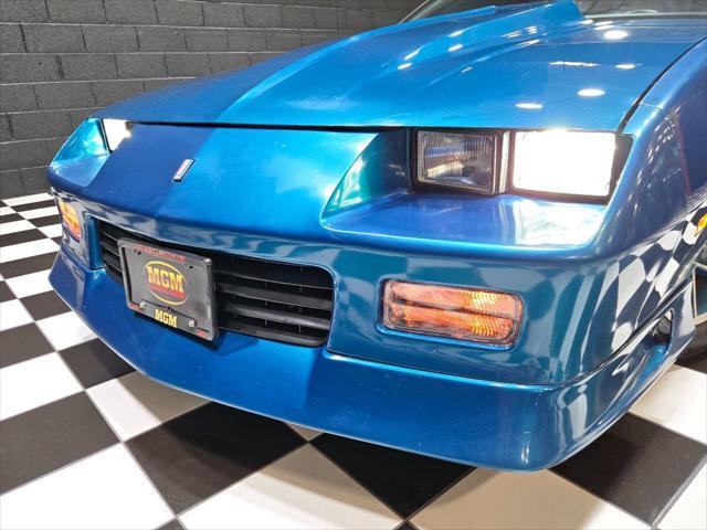 used 1992 Chevrolet Camaro car, priced at $13,994