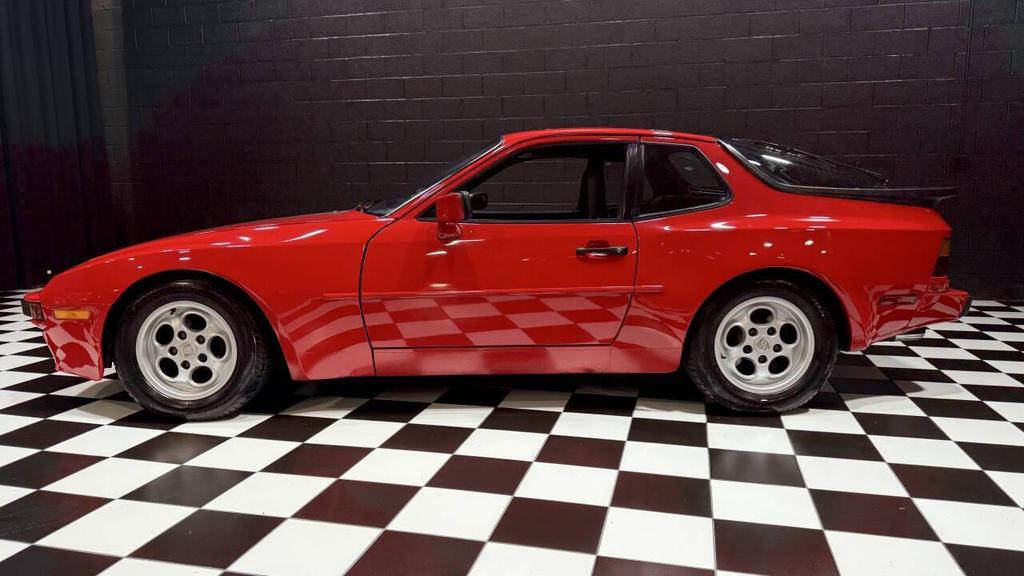 used 1986 Porsche 944 car, priced at $19,995