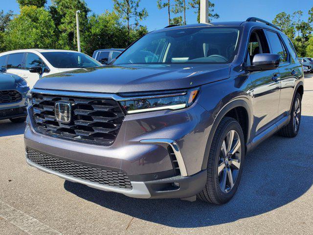 new 2025 Honda Pilot car, priced at $49,975