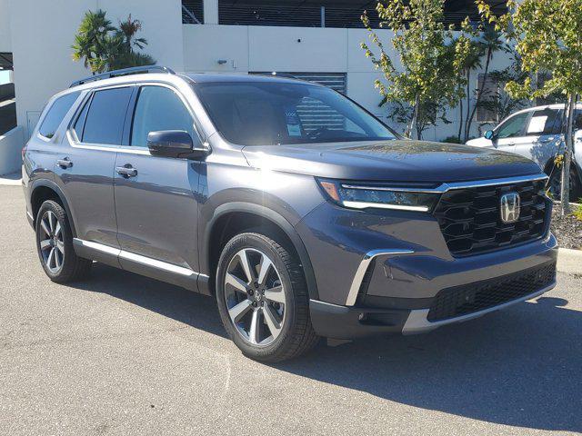 new 2025 Honda Pilot car, priced at $49,975