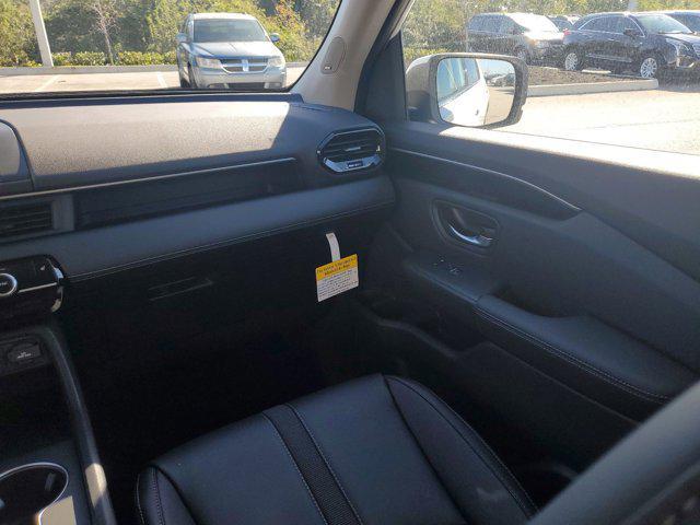 new 2025 Honda Pilot car, priced at $49,405