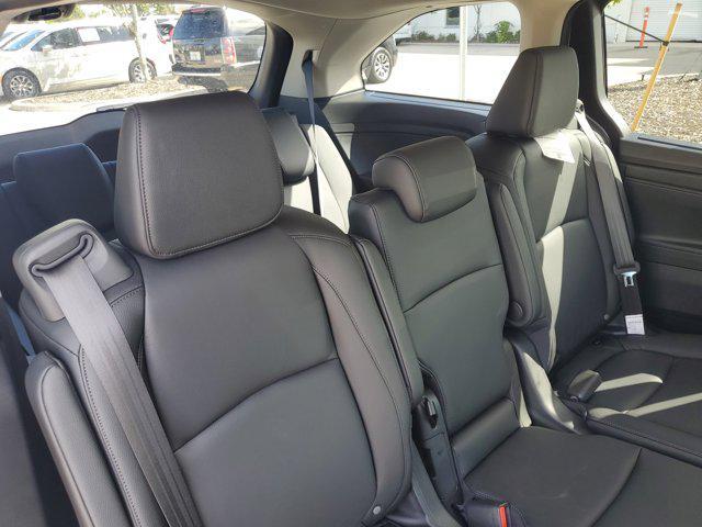 new 2026 Honda Odyssey car, priced at $44,290