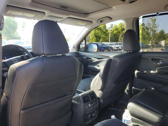 used 2022 Honda Pilot car, priced at $31,750