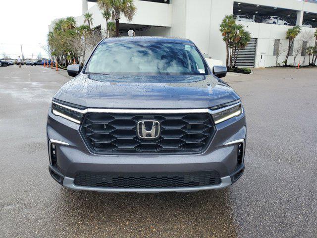 new 2025 Honda Pilot car, priced at $44,713