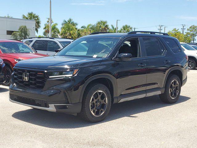 new 2025 Honda Pilot car, priced at $52,214