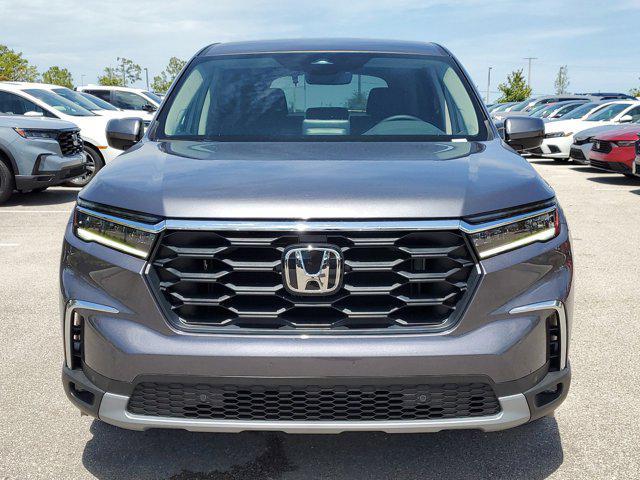 new 2025 Honda Pilot car, priced at $46,477