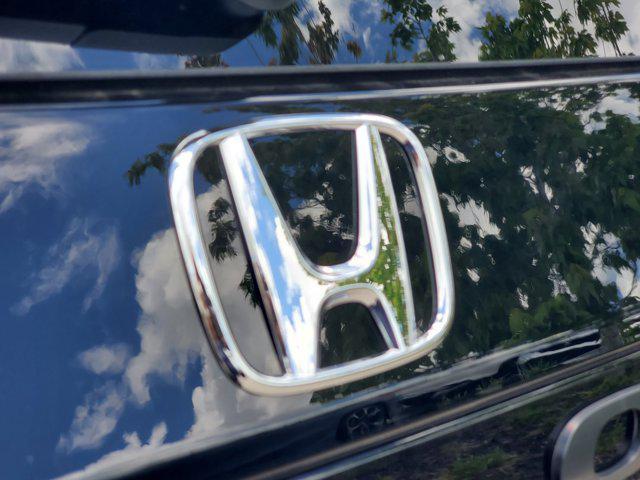 new 2025 Honda Pilot car, priced at $45,700