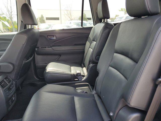 used 2022 Honda Pilot car, priced at $31,950