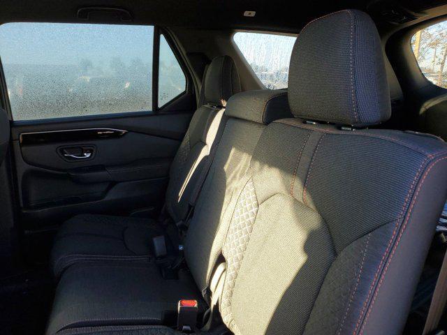 new 2025 Honda Pilot car, priced at $41,695