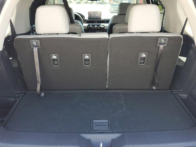 new 2025 Honda Pilot car, priced at $45,405