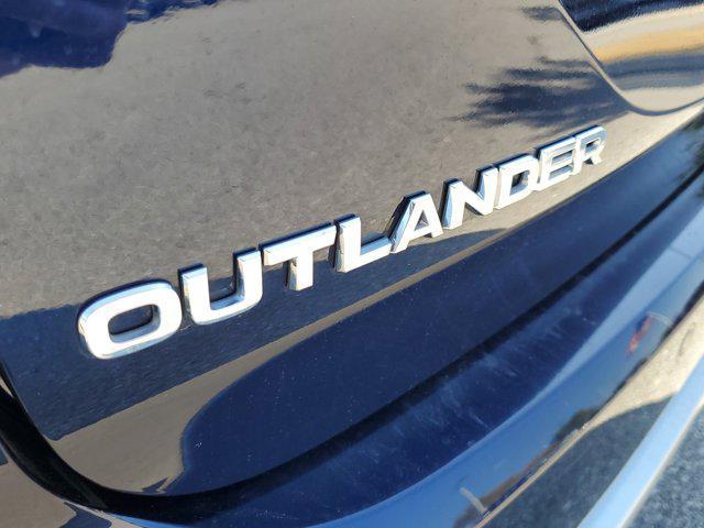 used 2024 Mitsubishi Outlander car, priced at $24,450