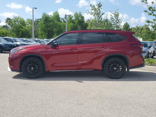 used 2024 Toyota Highlander car, priced at $39,888