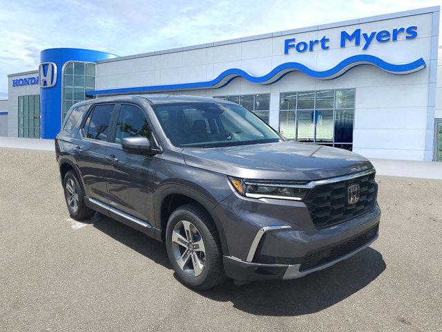 new 2025 Honda Pilot car, priced at $44,812