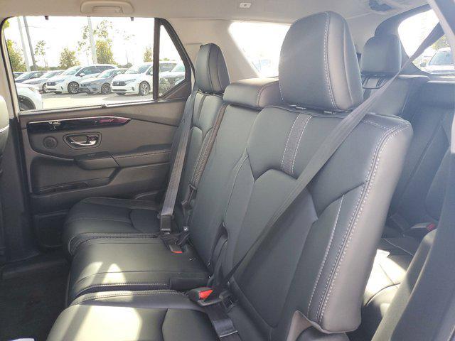 new 2025 Honda Pilot car, priced at $44,812