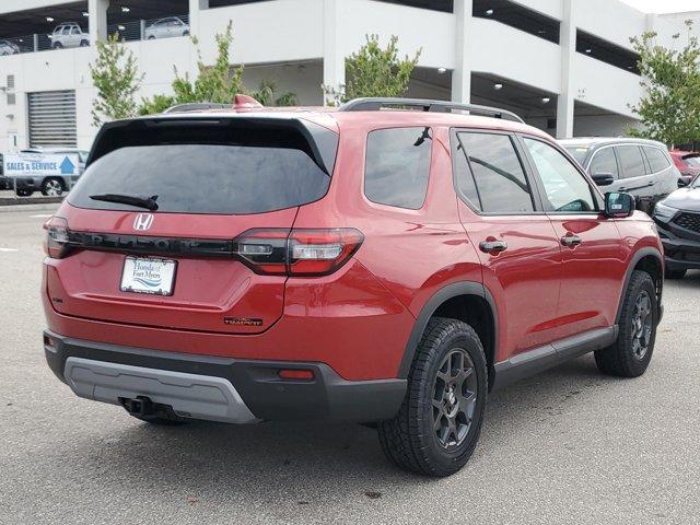 new 2025 Honda Pilot car, priced at $49,931