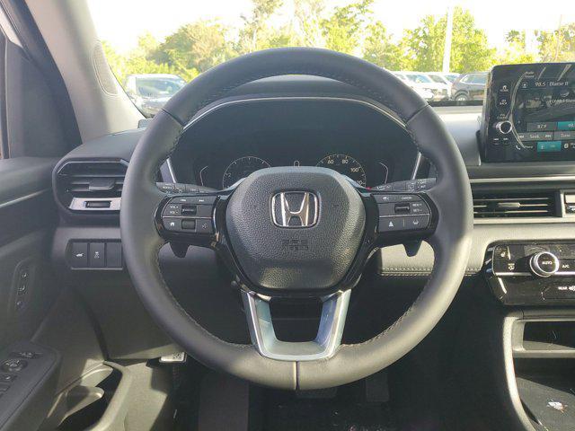 new 2025 Honda Pilot car, priced at $47,270