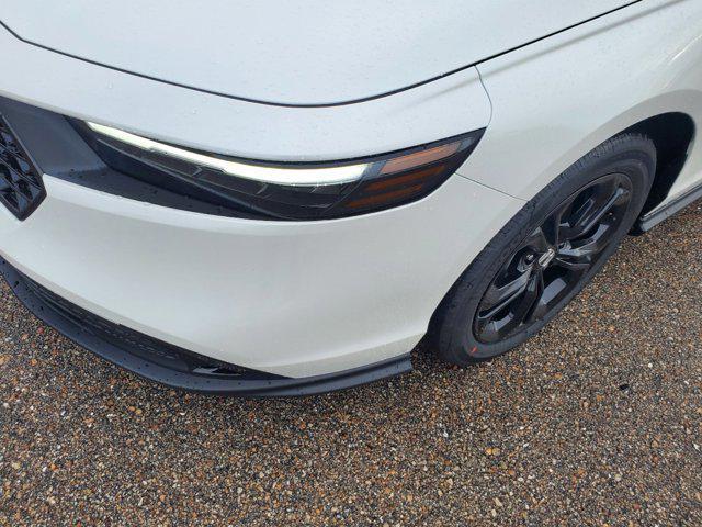 new 2025 Honda Accord car, priced at $30,923