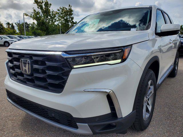 new 2025 Honda Pilot car, priced at $44,443