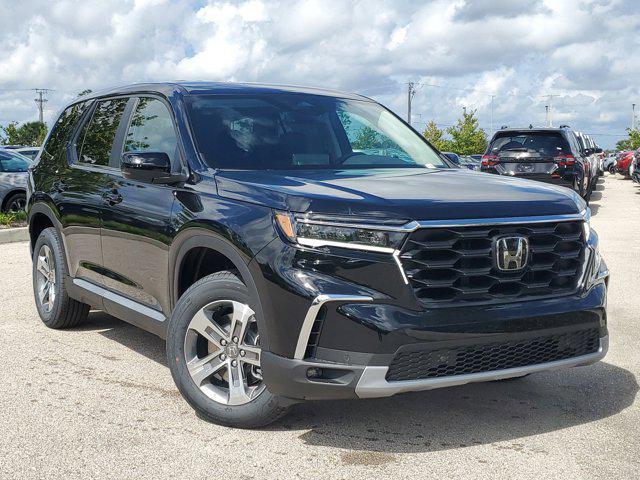 new 2025 Honda Pilot car, priced at $46,477