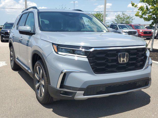 new 2025 Honda Pilot car, priced at $46,543