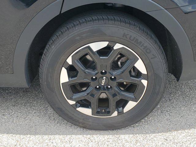 used 2024 Kia Sorento car, priced at $25,888