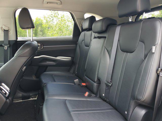 used 2024 Kia Sorento car, priced at $25,888