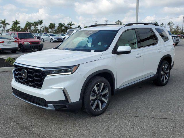 new 2025 Honda Pilot car, priced at $51,735