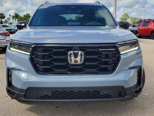 new 2025 Honda Pilot car, priced at $52,545