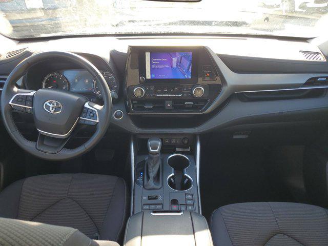 used 2024 Toyota Highlander car, priced at $39,750