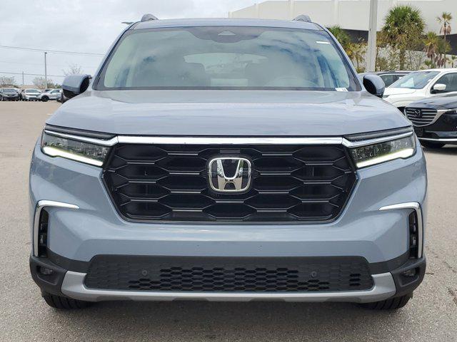 new 2025 Honda Pilot car, priced at $49,639